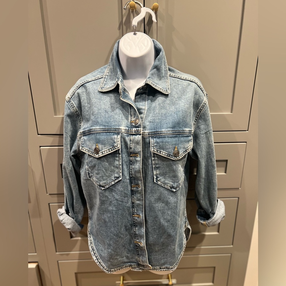 NWT Aerie Denim Button Down